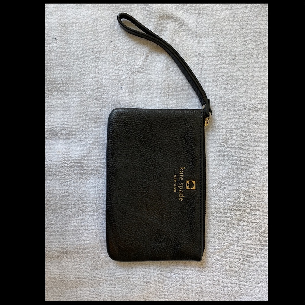 Kate Spade medium wristlet